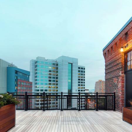 الشقق الفندقية جيرسي سيتيفي  Deedee'S Industrial Lofts المظهر الخارجي الصورة